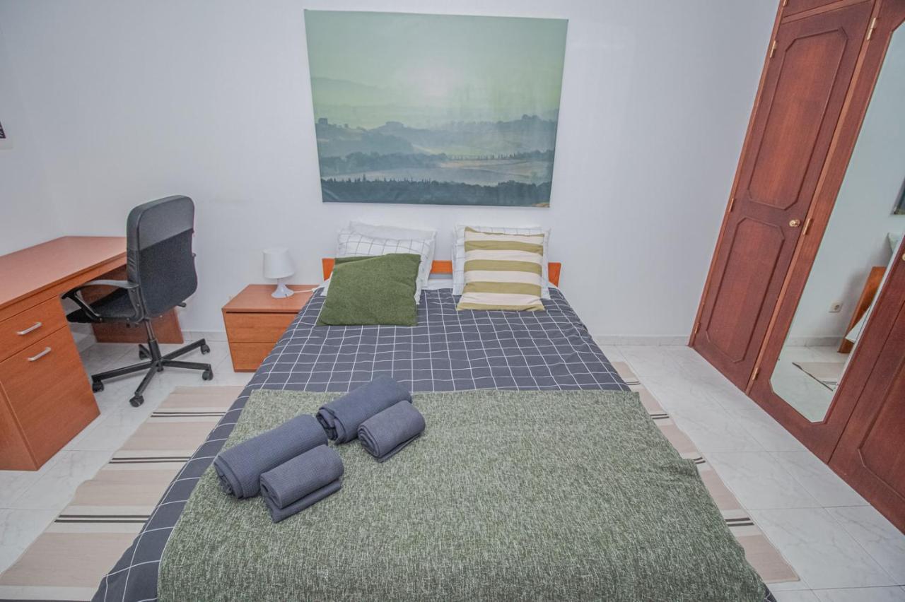 Charming Private Rooms In An Apartment A1 Penha - פארו מראה חיצוני תמונה